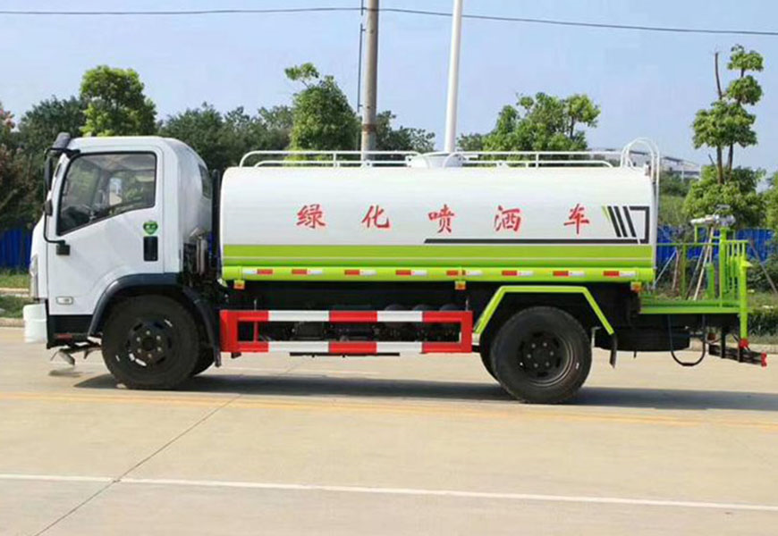 黄冈二手8立方江淮洒水吃瓜91——为城市补给生命之源
